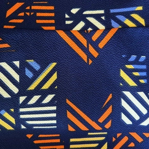 LulaRoe Cassie Pencil Mini Skirt Geometric Shapes NWT 12 - Picture 3 of 6